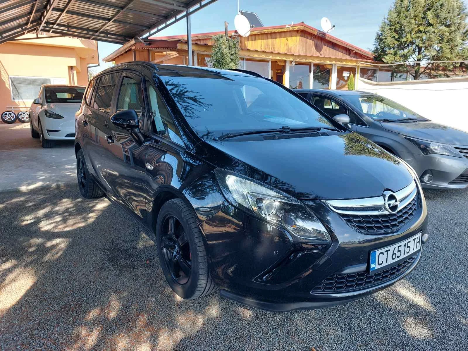 Opel Zafira 2.0cdti, снимка 3 - Автомобили и джипове - 56645030