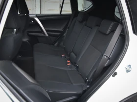 Toyota Rav4 2.0 D4D, снимка 12