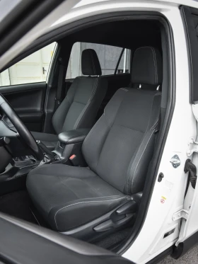 Toyota Rav4 2.0 D4D, снимка 10