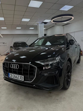 Снимка Audi Q8