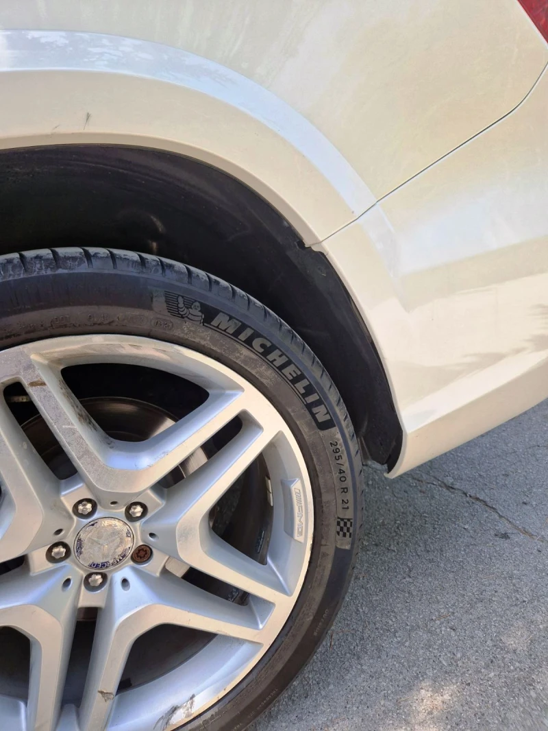 Mercedes-Benz GL 550, снимка 10 - Автомобили и джипове - 51847223