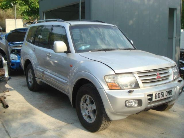 Mitsubishi Pajero 3.2DID - изображение 2