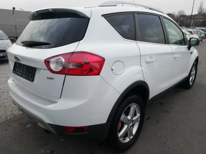 Ford Kuga 2, 5 т 4х4 200кс, снимка 4 - Автомобили и джипове - 47799965