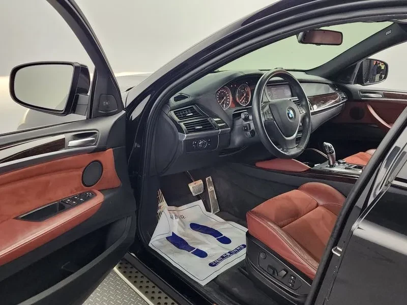 BMW X6 30D - изображение 10
