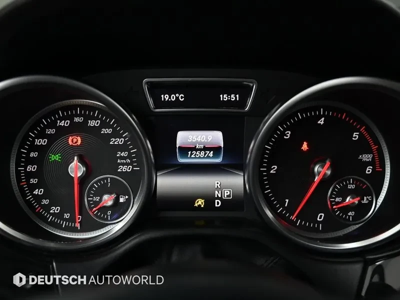 Mercedes-Benz GLE 350 4MATIC, снимка 8 - Автомобили и джипове - 54738912