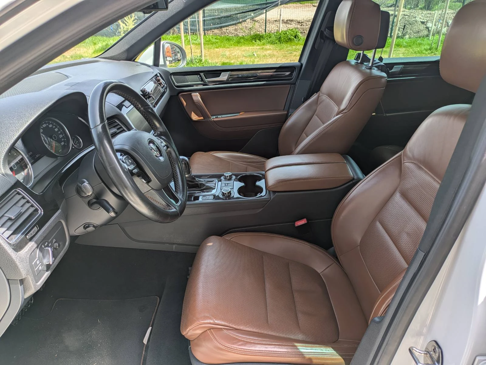 VW Touareg ЕDITION V6 4 Motion 3, O TDI 245 k.c 8AT - изображение 9