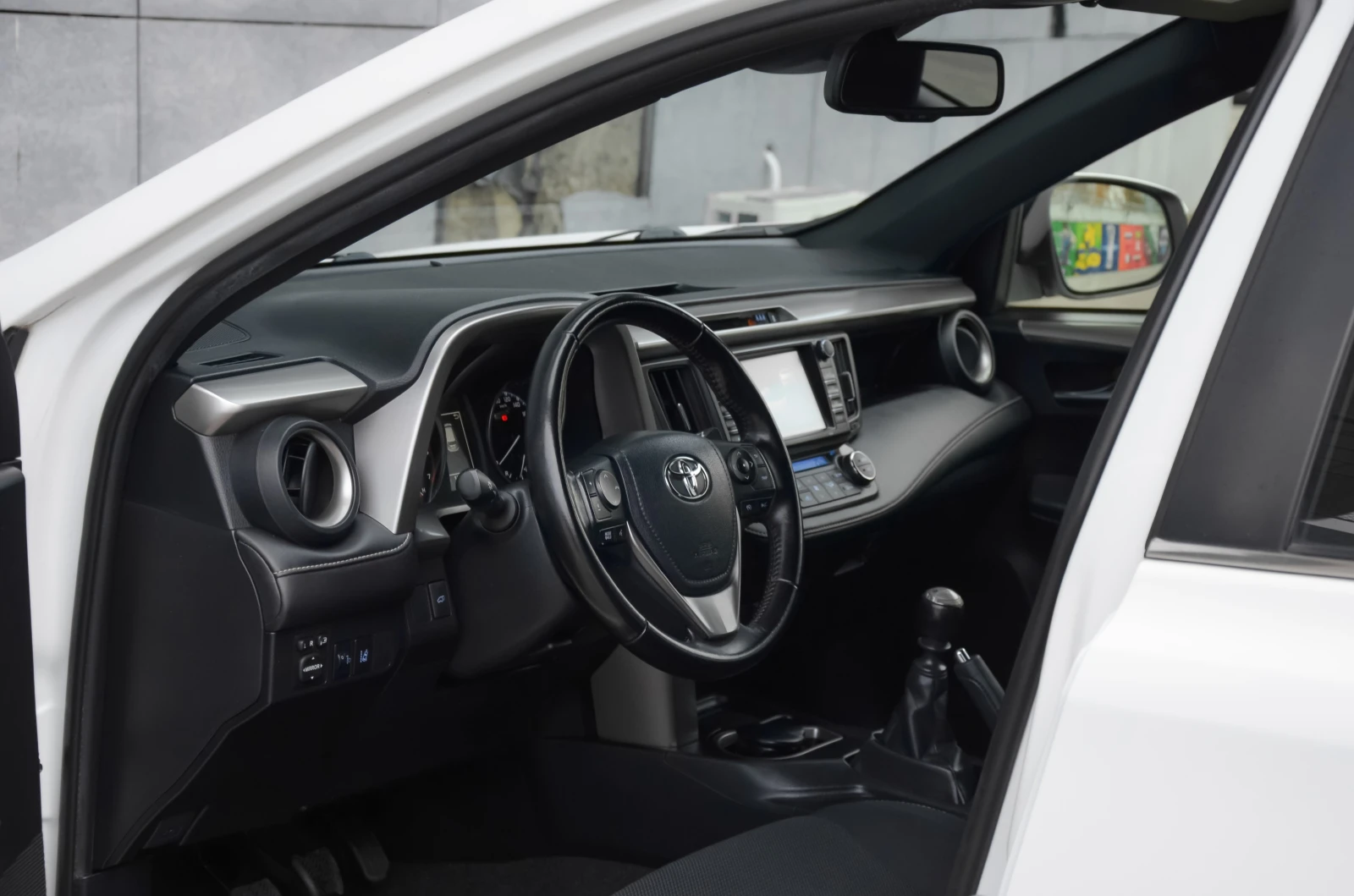 Toyota Rav4 2.0 D4D - изображение 7