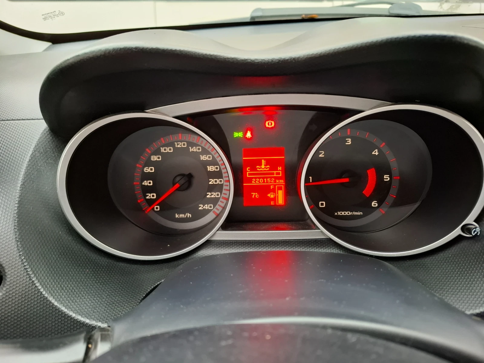 Mitsubishi Outlander | Mobile.bg � ����������� 12