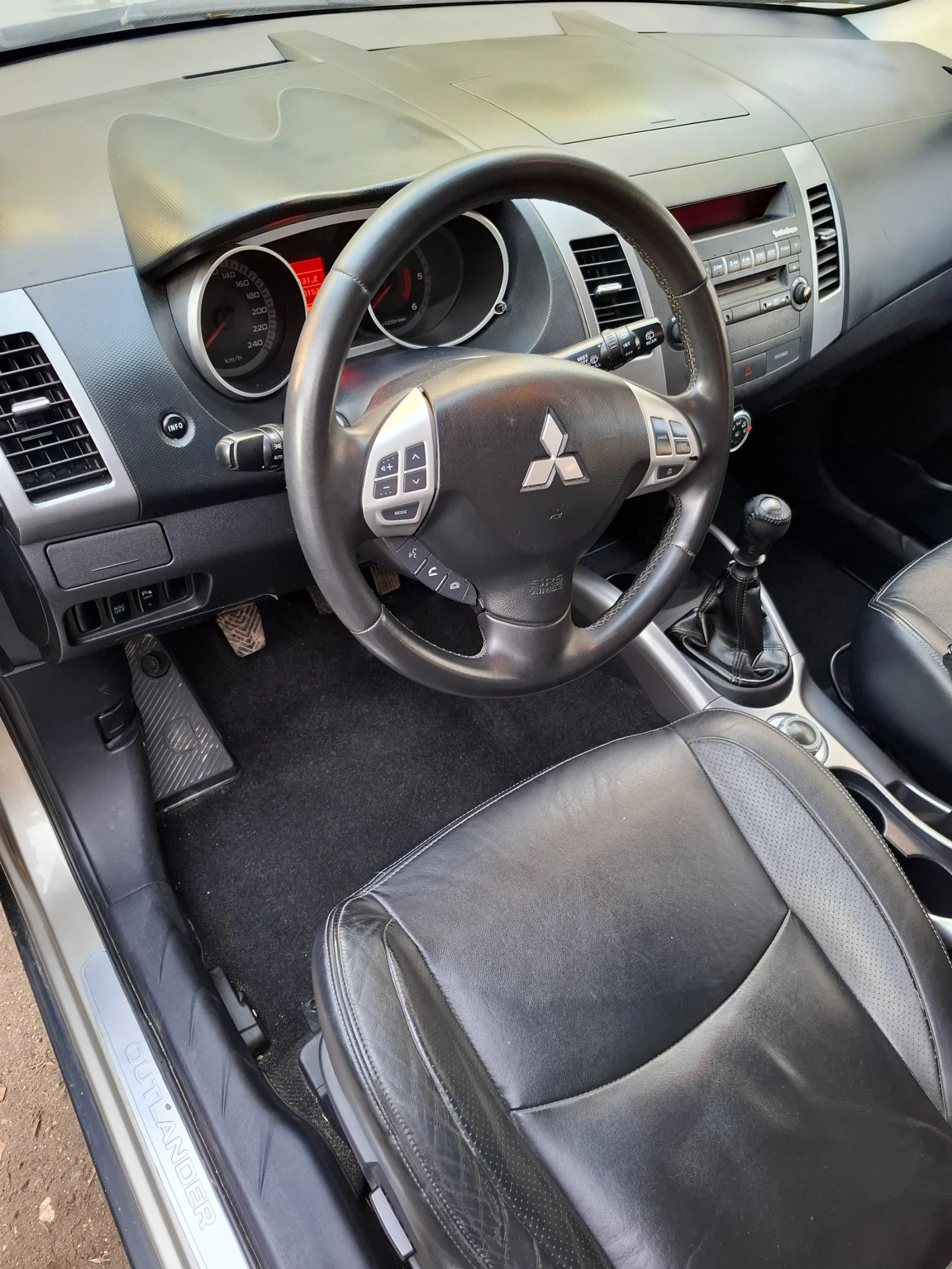Mitsubishi Outlander | Mobile.bg � ����������� 13