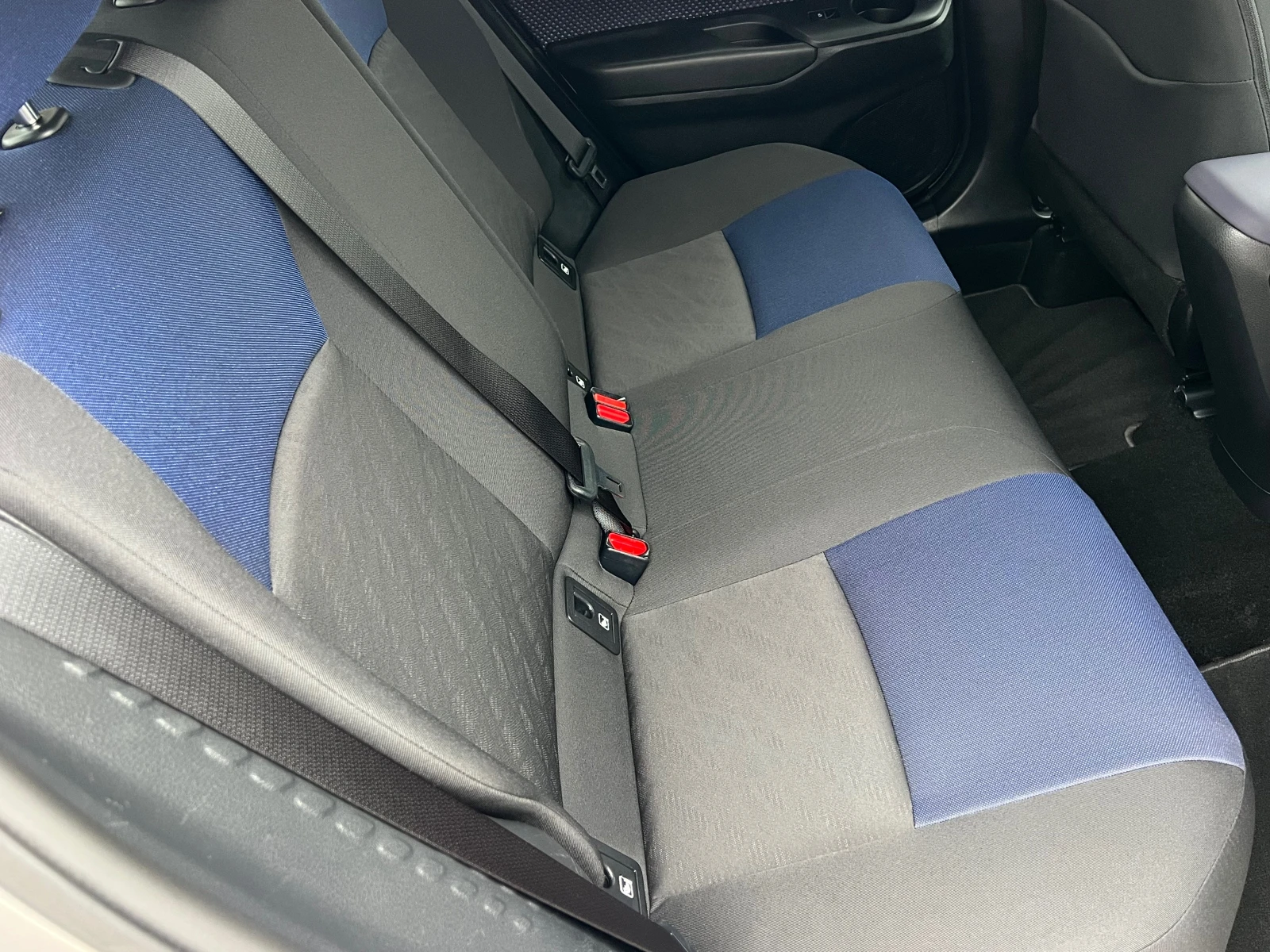 Toyota C-HR 1.8HYBRID, STYLE, 85000��-FULL SERVICE TOYOTA-HOB! | Mobile.bg � ����������� 13