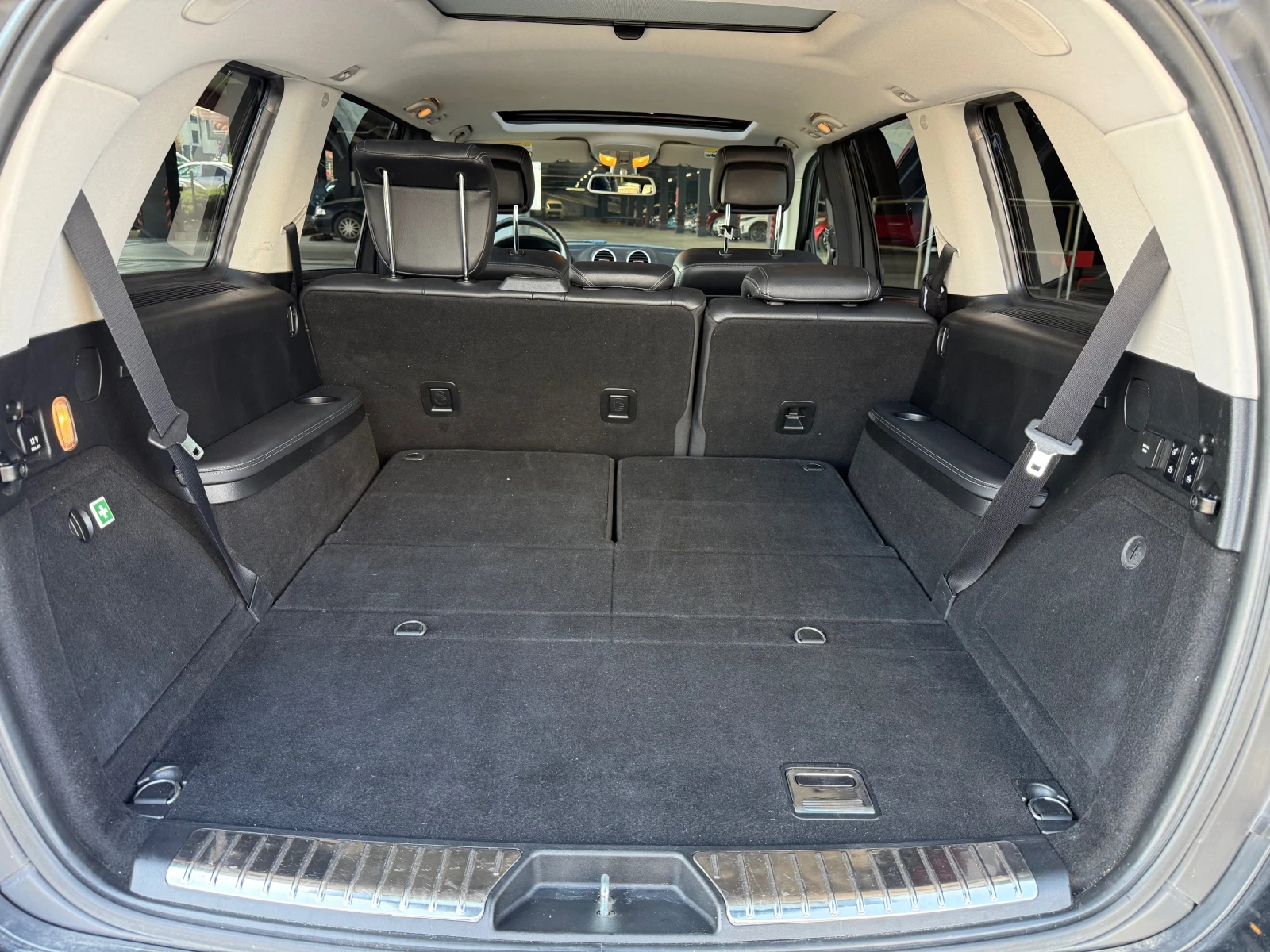 Mercedes-Benz GL 450 4matic 7 места, снимка 15 - Автомобили и джипове - 53974887