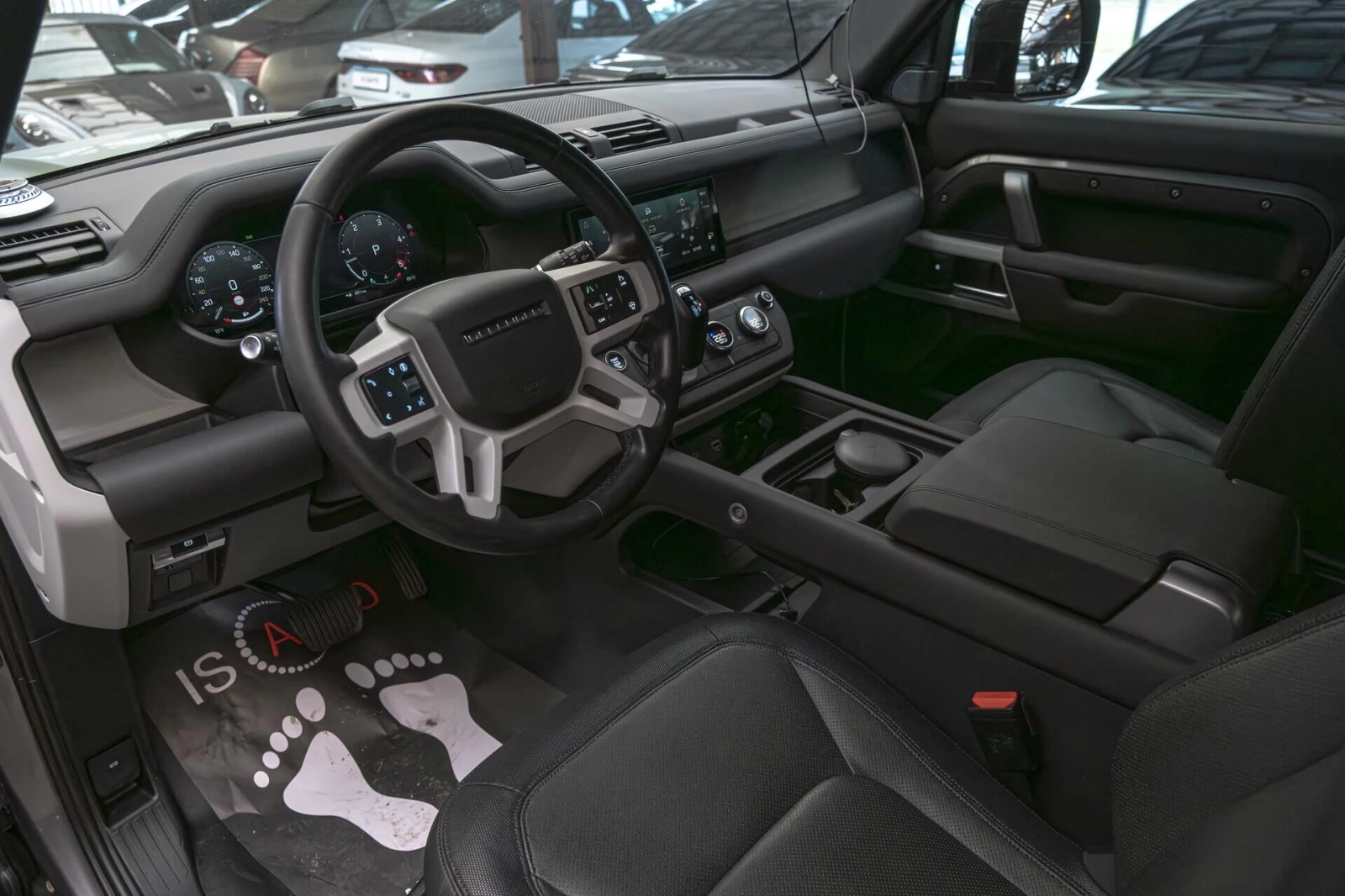 Land Rover Defender 90 Hard Top X-Dynamic SE/Камера/Meridian/, снимка 7 - Автомобили и джипове - 54655923
