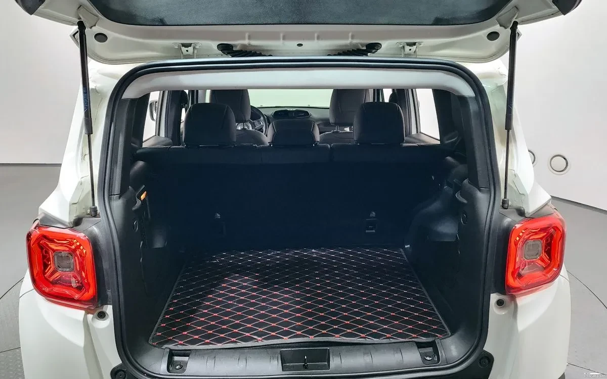 Jeep Renegade LIMITED 2.4 TIGERSHARK| ПАНО| КАМЕРА| , снимка 15 - Автомобили и джипове - 54777233