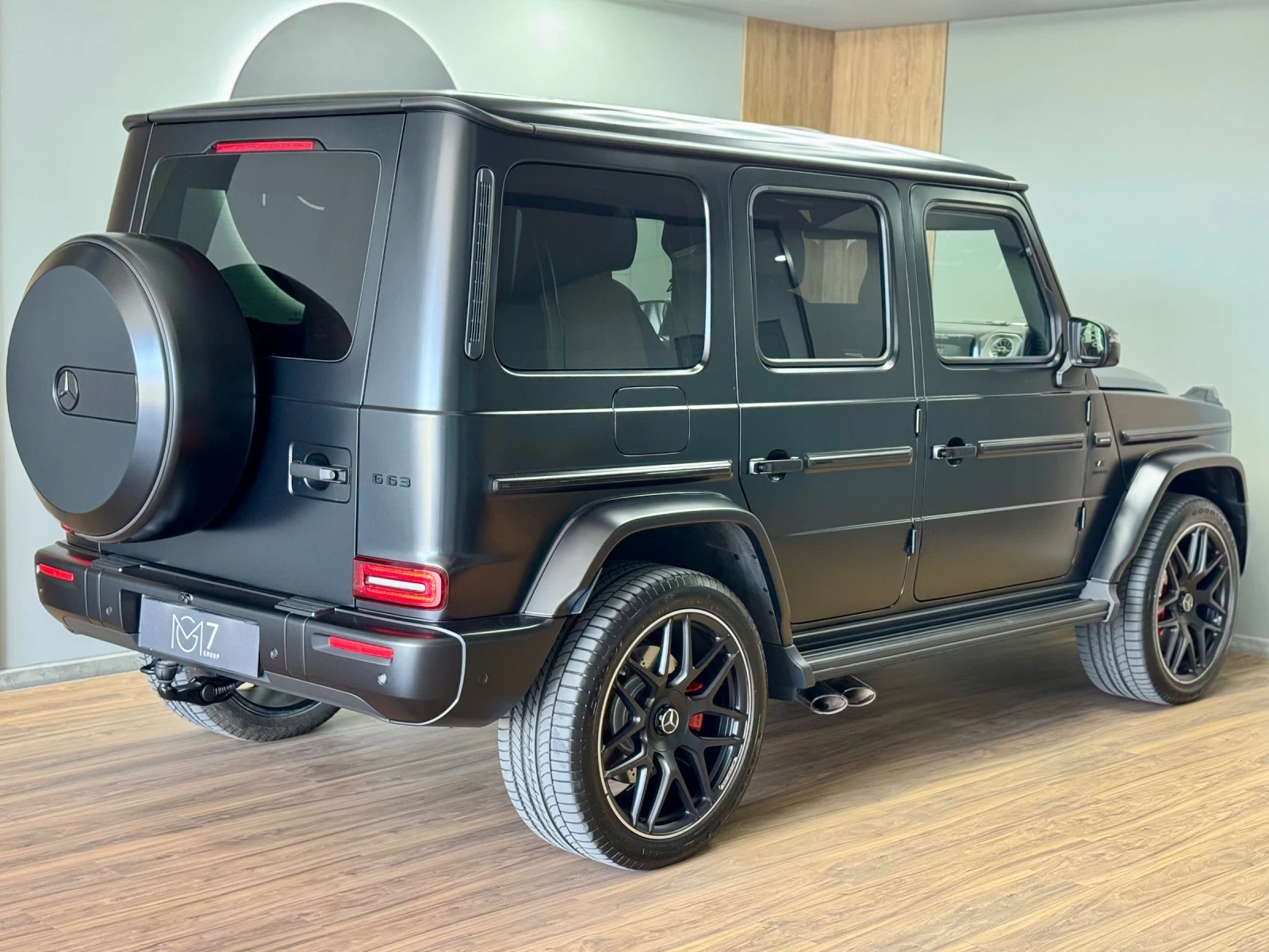 Mercedes-Benz G 63 AMG НОВ от Силвър Стар 04.2026г., снимка 4 - Автомобили и джипове - 54875399