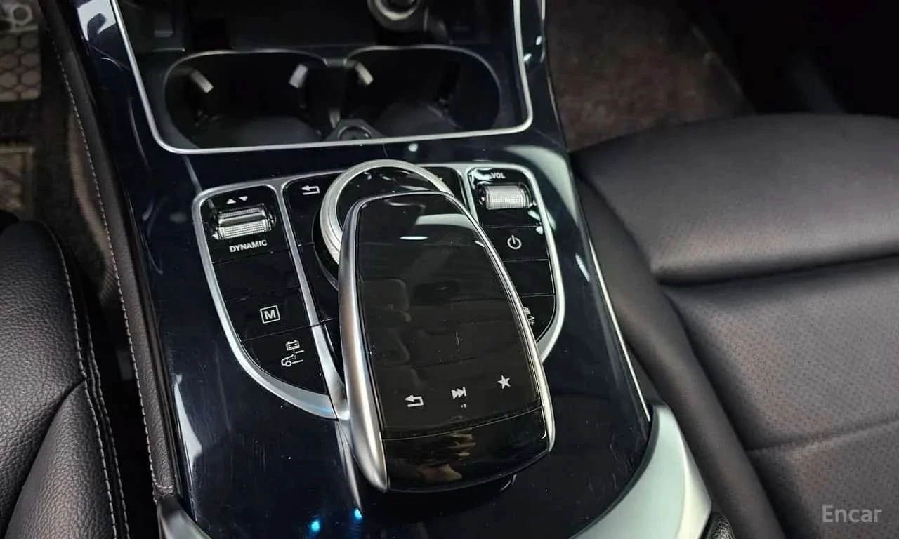 Mercedes-Benz GLC, снимка 17 - Автомобили и джипове - 56737059