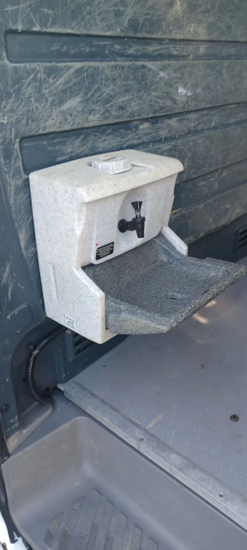 Mercedes-Benz Sprinter 314 314D Двойна Кабина Самосвал ДЕСЕН ВОЛАН, снимка 4 - Бусове и автобуси - 50956843