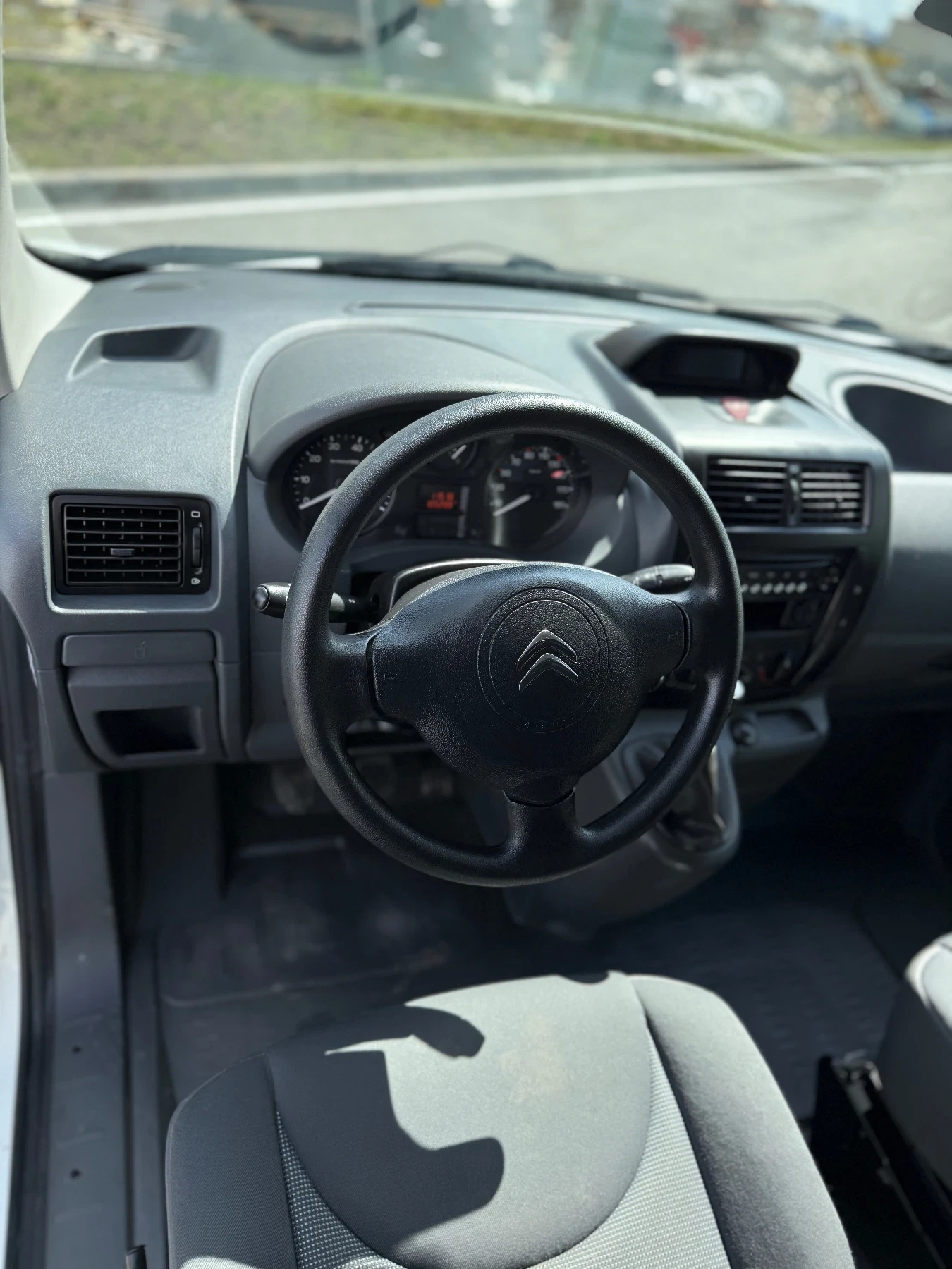 Citroen Jumpy 1.6 HDI, снимка 8 - Бусове и автобуси - 54231863