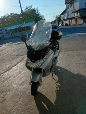  Piaggio X8