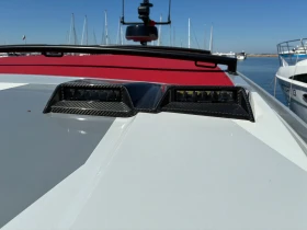 ����� �� �������� �� ������� ���� Axopar BRABUS Shabow 1000 Cross Cabin 38ft