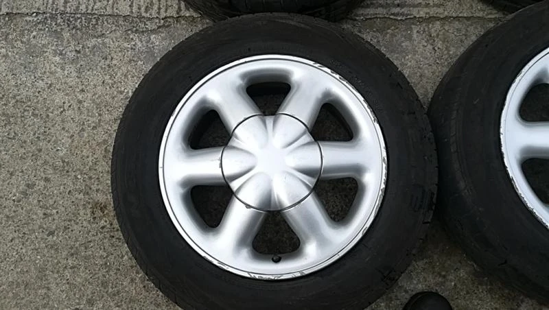 Гуми с джанти Maxtrek 185/65R15, снимка 2 - Гуми и джанти - 25476990