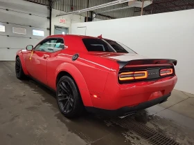 Обява за продажба на Dodge Challenger * SCAT PACK 392 * CARFAX * БЕЗ ПЪРВОНАЧАЛНА ВНОСКА ~90 000 лв. - изображение 4 | Auto.bg Обява за продажба на Dodge Challenger * SCAT PACK 392 * CARFAX * БЕЗ ПЪРВОНАЧАЛНА ВНОСКА ~90 000 лв. - изображение 4