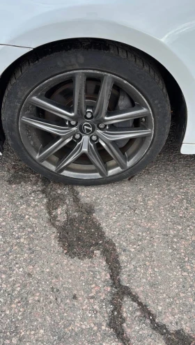 Lexus IS 350 F Sport * * Red Interior * * Обдухване * * Камера  - 15999 € / 31291.32 лв. - 31689791 11