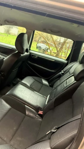 Volvo V70 2.4D 185к.с 6скорости във топ състояние.  - 3300 € / 6454.24 лв. - 72110092 10