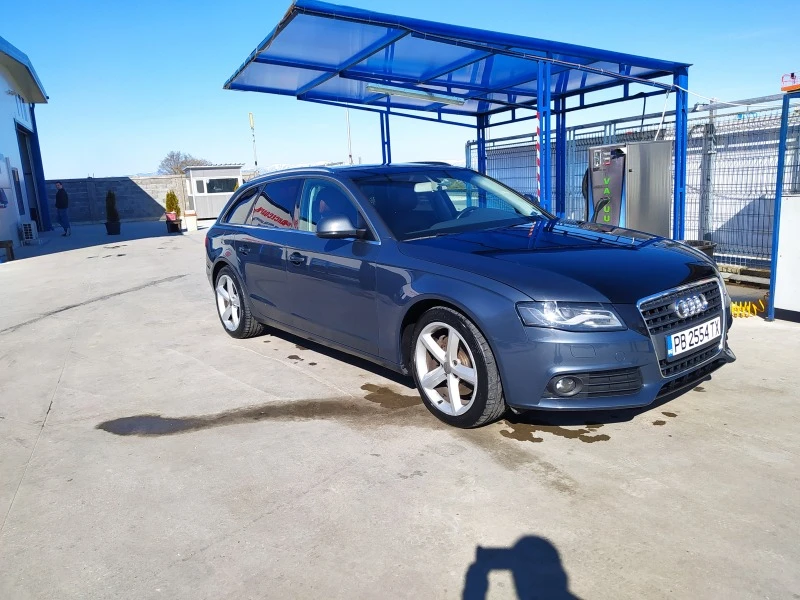 Audi A4, снимка 3 - Автомобили и джипове - 47613268