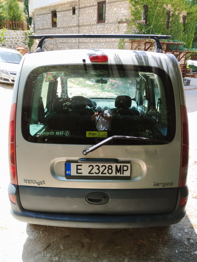 Renault Kangoo, снимка 4 - Автомобили и джипове - 46100301