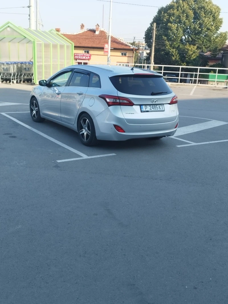 Hyundai I30 1.4, снимка 13 - Автомобили и джипове - 46568313