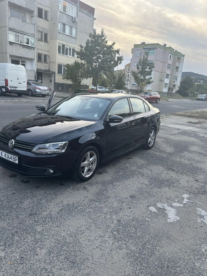 VW Jetta, снимка 4 - Автомобили и джипове - 47173451