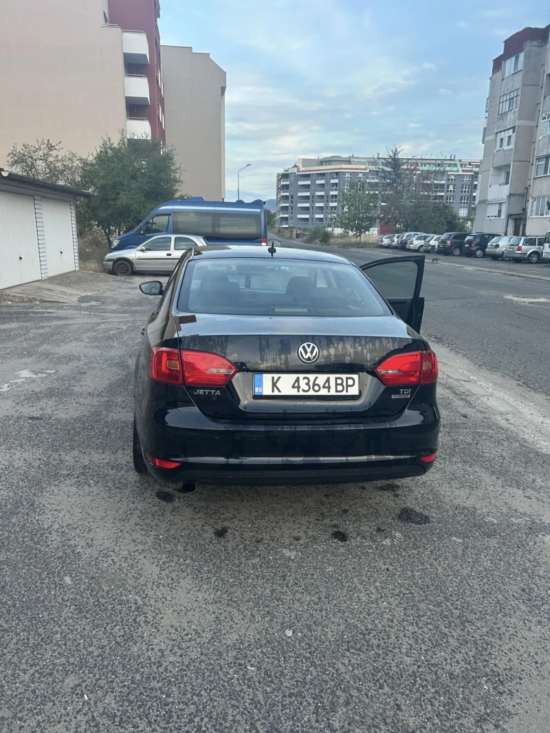 VW Jetta, снимка 7 - Автомобили и джипове - 47173451