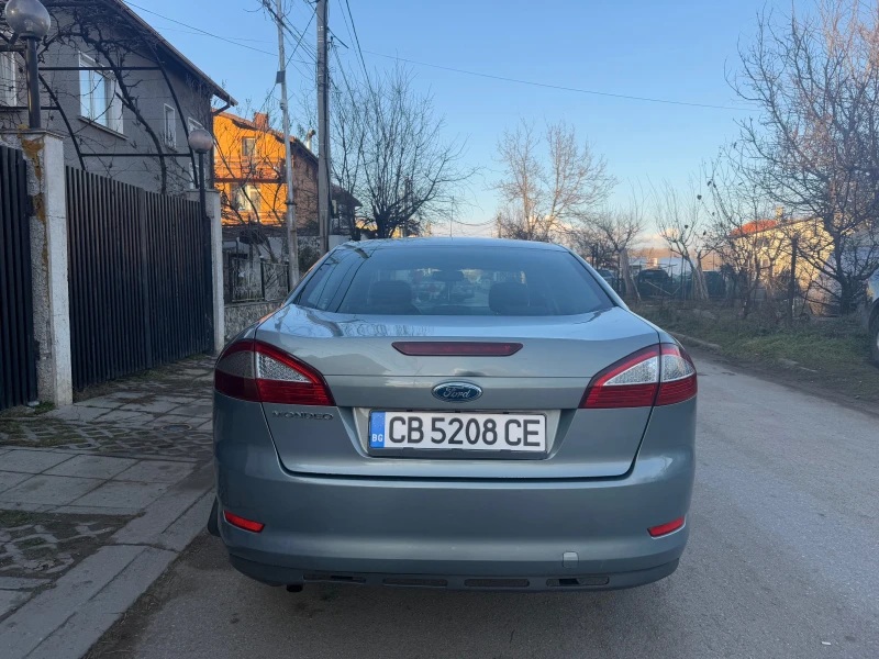 Ford Mondeo 1.6i, снимка 5 - Автомобили и джипове - 48916678