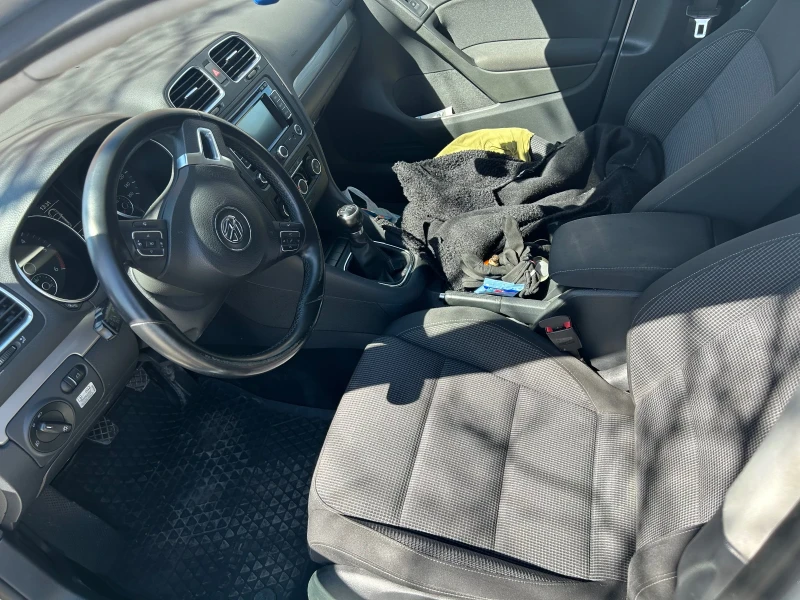 VW Golf, снимка 9 - Автомобили и джипове - 50783763