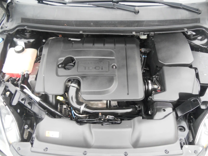 Ford Focus 1. 6 TDCI Rs Line Лизинг!!!, снимка 13 - Автомобили и джипове - 52293636