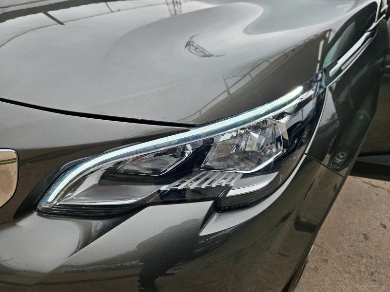 Peugeot 3008 100% оригинални километри, снимка 17 - Автомобили и джипове - 52653672