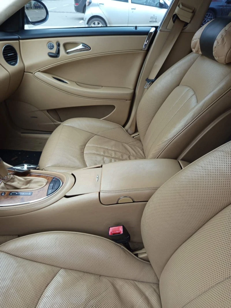 Mercedes-Benz CLS 350 3.5i - v6, снимка 5 - Автомобили и джипове - 52948483