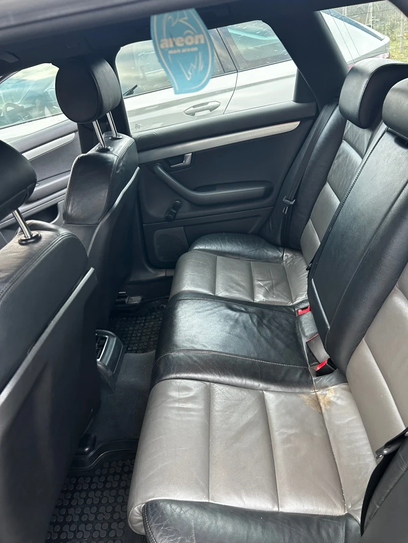 Audi A4 1.8 T, снимка 8 - Автомобили и джипове - 53181814