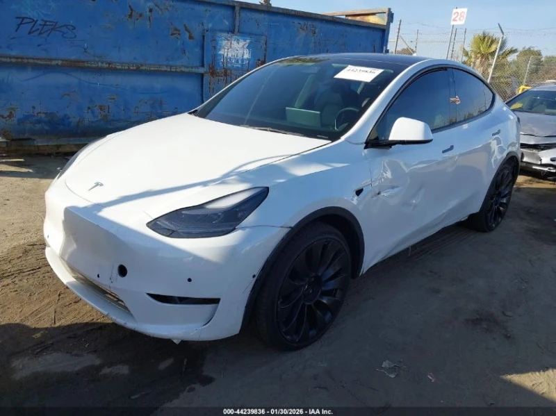 Tesla Model Y Performance Dual Motor All-Wheel Drive, снимка 2 - Автомобили и джипове - 53374843