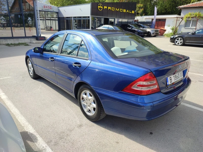 Mercedes-Benz C 180, снимка 8 - Автомобили и джипове - 53419301