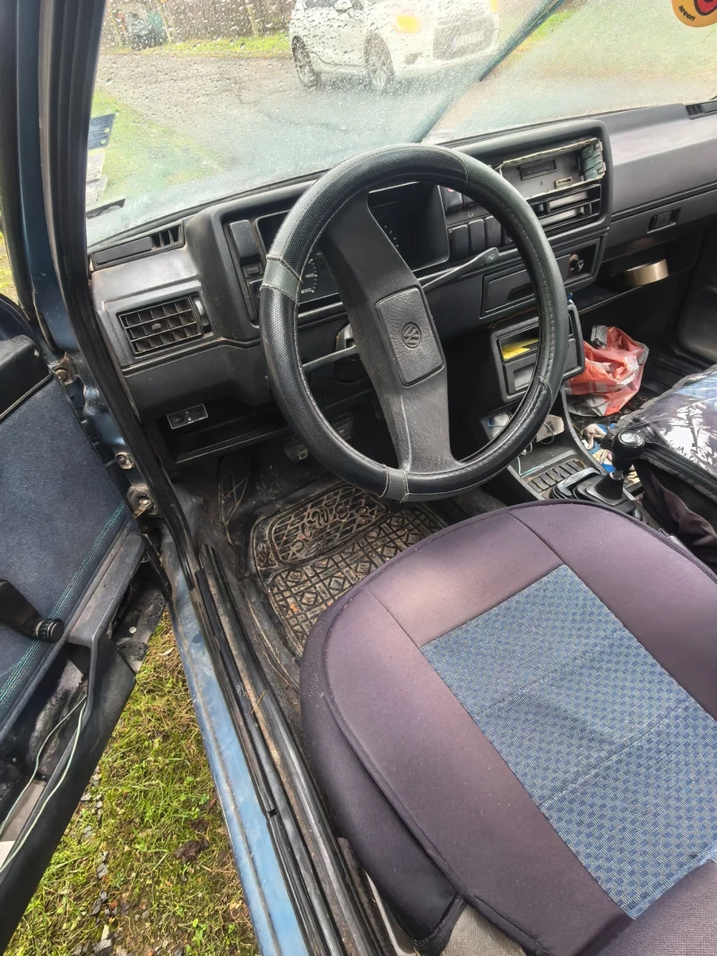 VW Golf, снимка 5 - Автомобили и джипове - 53583044