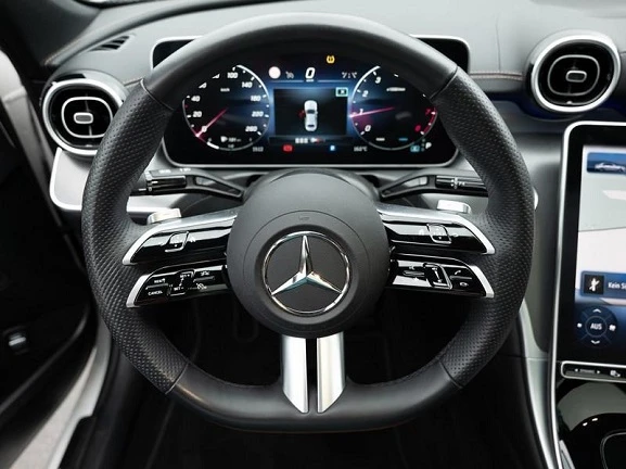 Mercedes-Benz C 300 4Matic = AMG Line = Premium Package Гаранция - изображение 6