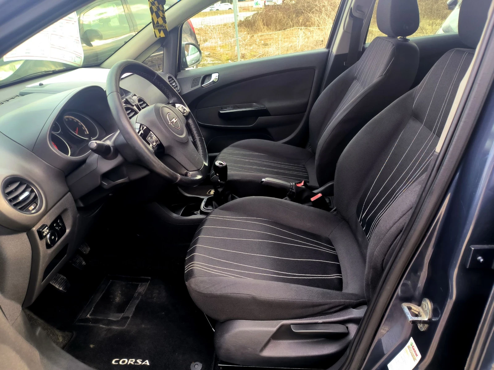 Opel Corsa 1.2 Газ-Бензин - изображение 8