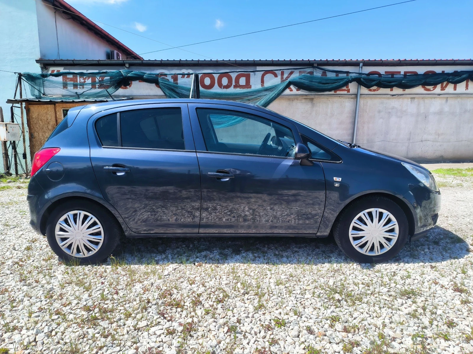 Opel Corsa 1.2 Газ-Бензин - изображение 6