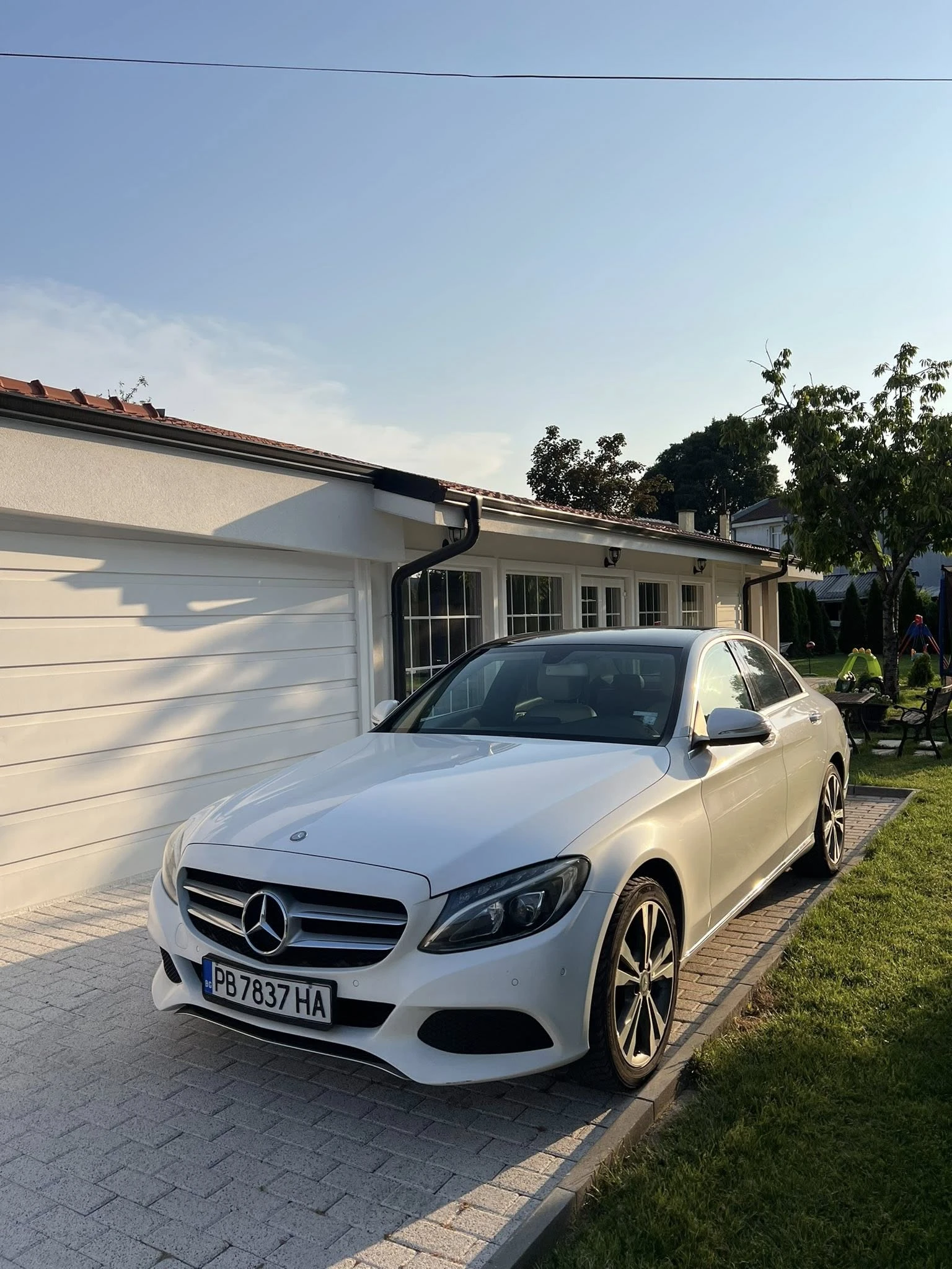 Mercedes-Benz C 200  - изображение 3