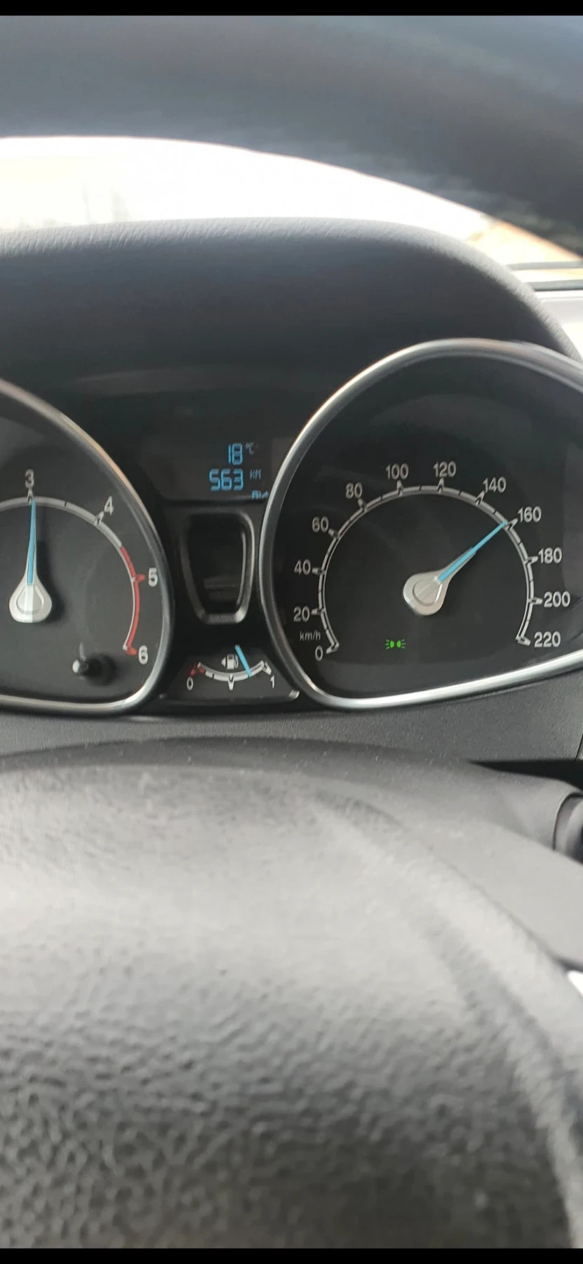 Ford B-Max 1.6ctdi - изображение 10