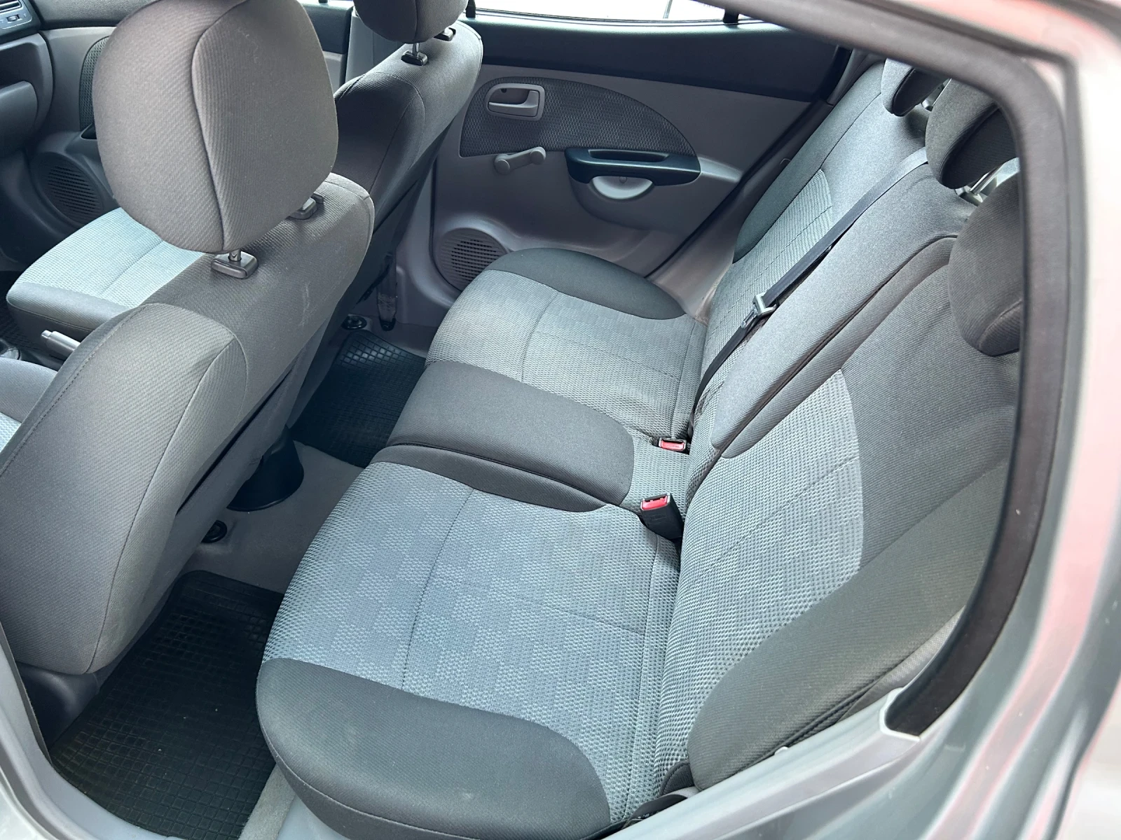 Kia Picanto 1.1 БЕНЗИН НОВ ВНОС  - изображение 9