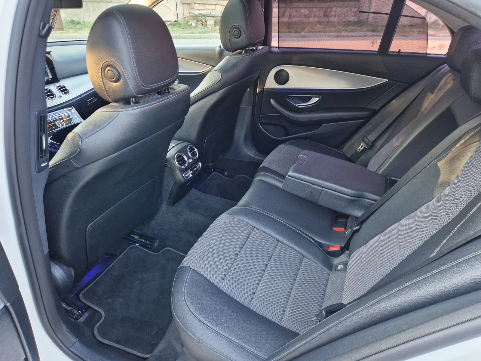 Mercedes-Benz E 350 9g/Digital/Top - изображение 9