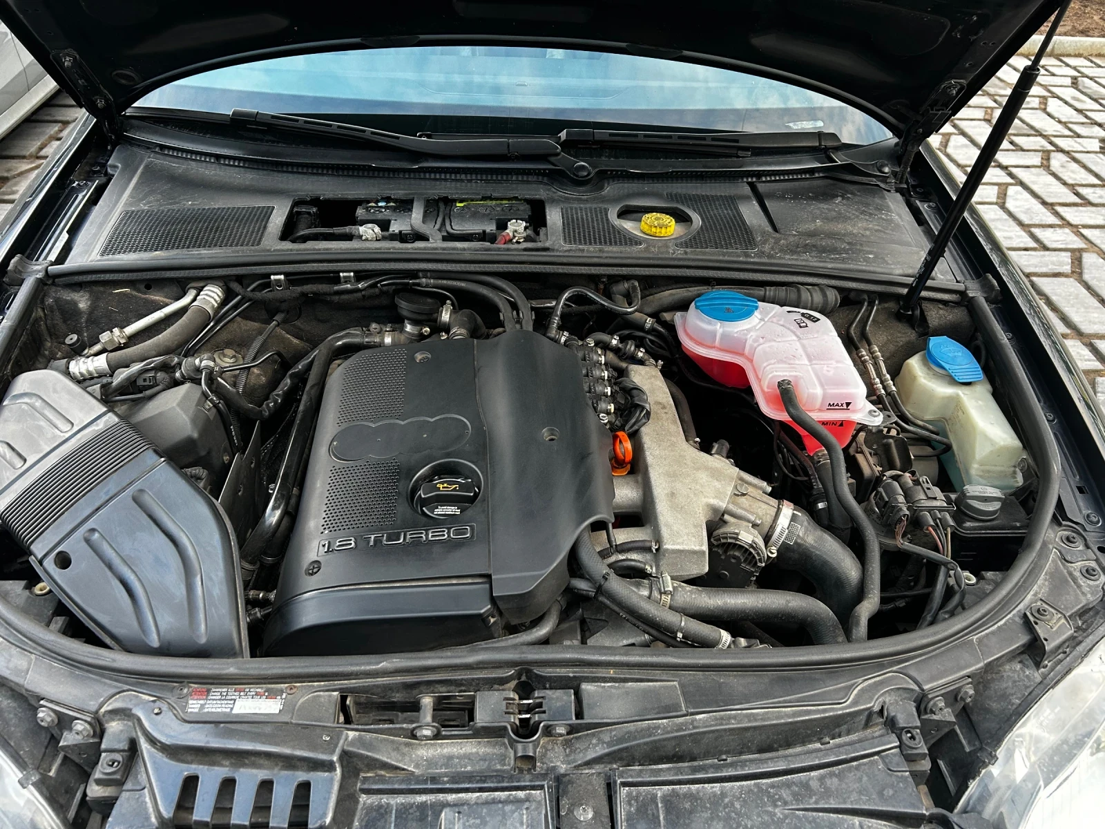 Audi A4 1.8 T - изображение 4