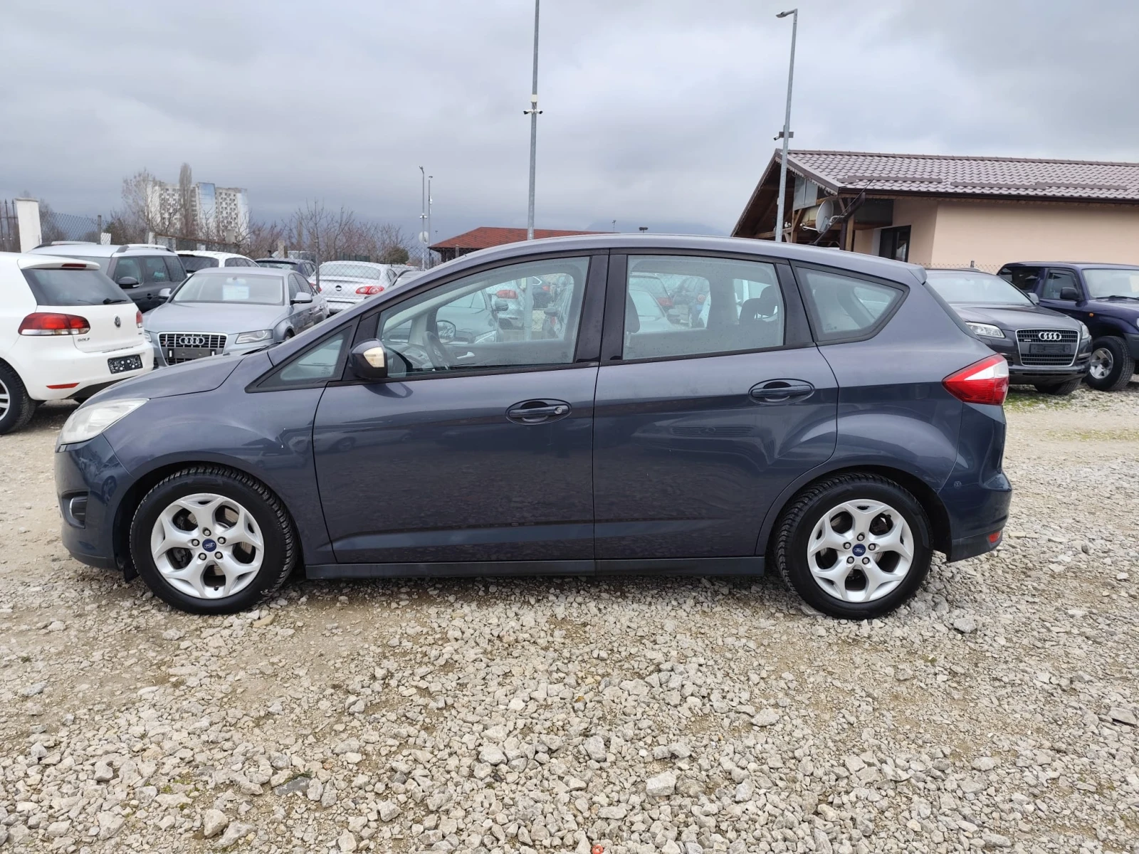 Ford C-max 1.6 дизел Италия, снимка 9 - Автомобили и джипове - 53952479